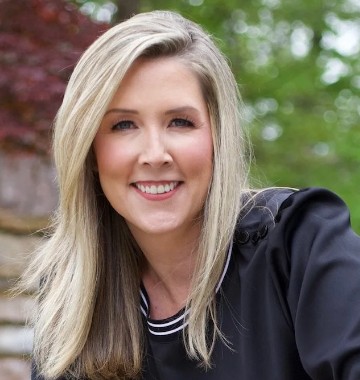 Lauren Sisler | ESPN reporter & recovery advocate 